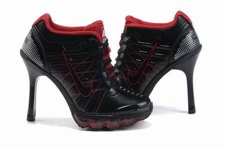 chaussure nike talon femme