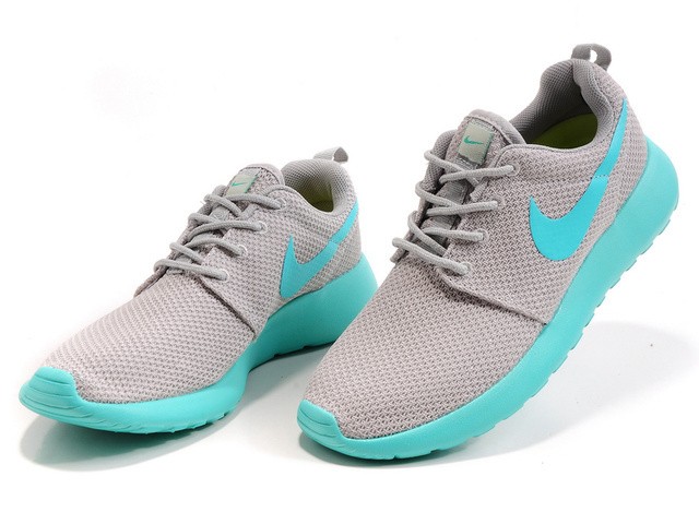 nike roshe run femme grise et noir