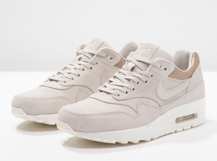 chaussure basketball femme nike
